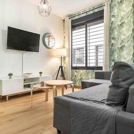 Relaxing Apartment With Parking In The Center By Rems マラガ エクステリア 写真